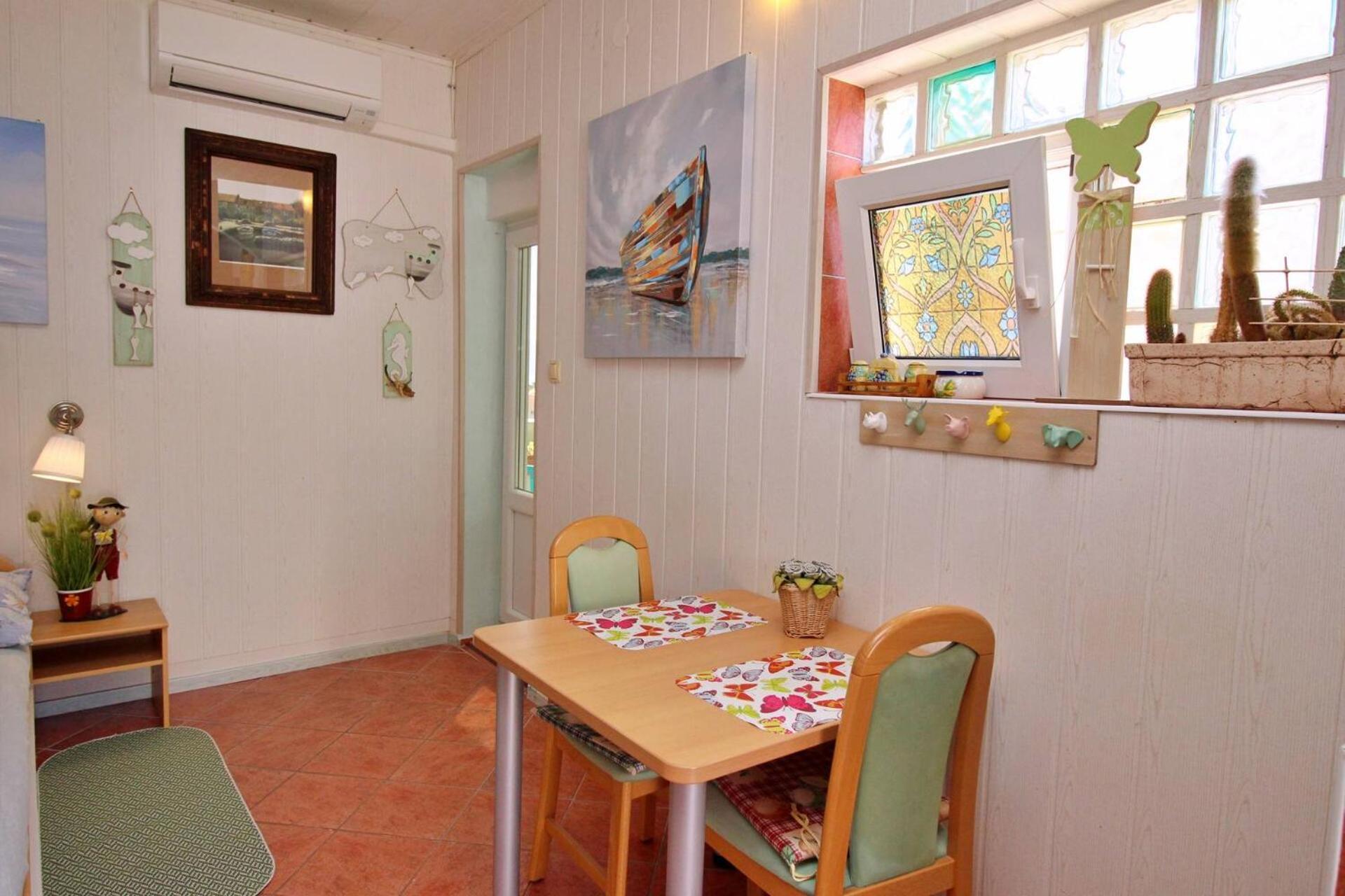 Apartment Renata Šilo Екстериор снимка