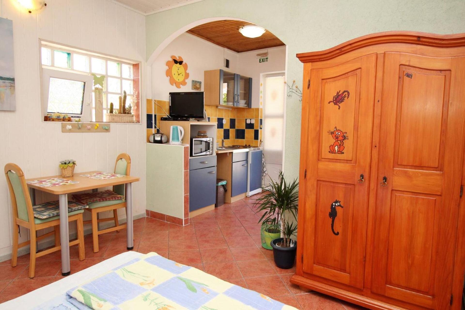 Apartment Renata Šilo Екстериор снимка